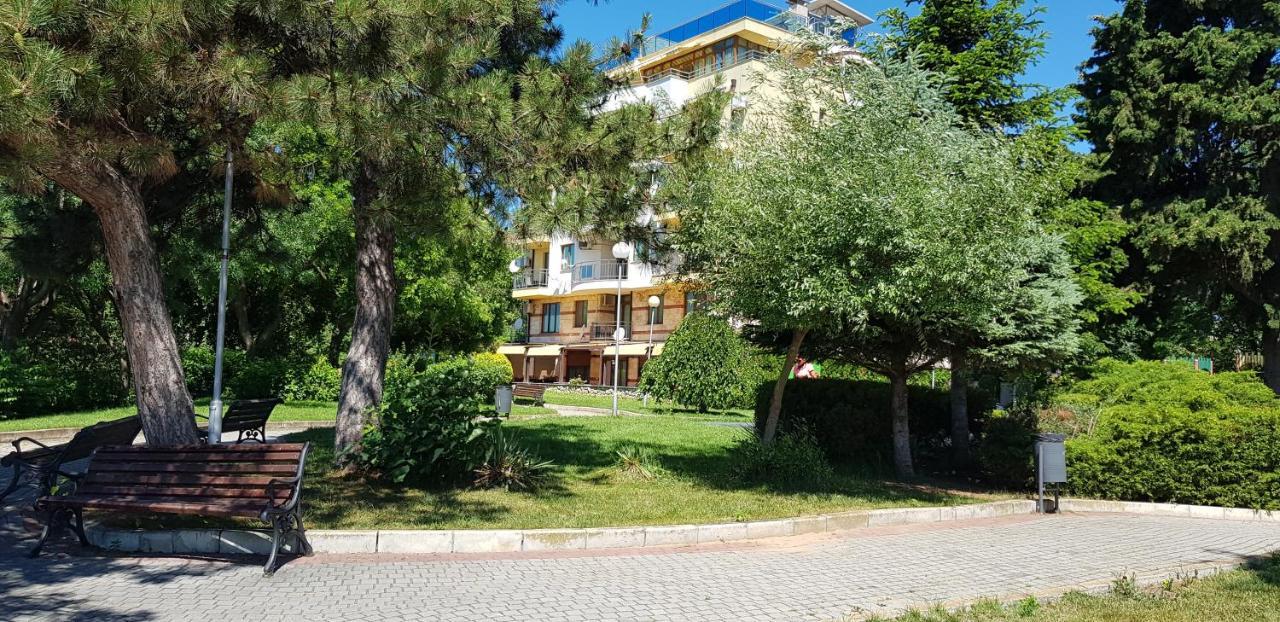 Апартамент Парк Несебър Luaran gambar